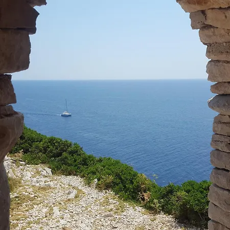 Outstanding Views - Tribunj, Croatia, アパート Tribalj