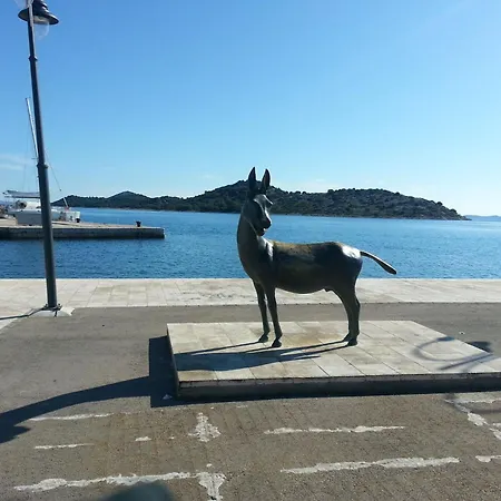 Outstanding Views - Tribunj, Croatia, アパート