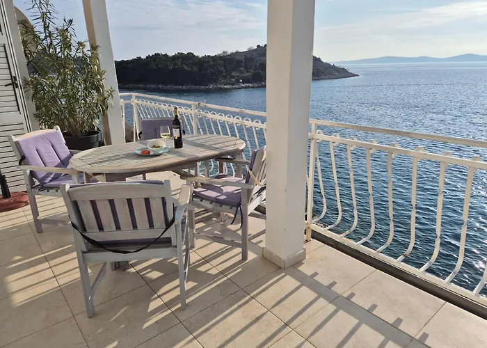 Outstanding Views * Tribunj (Sibenik-Knin)